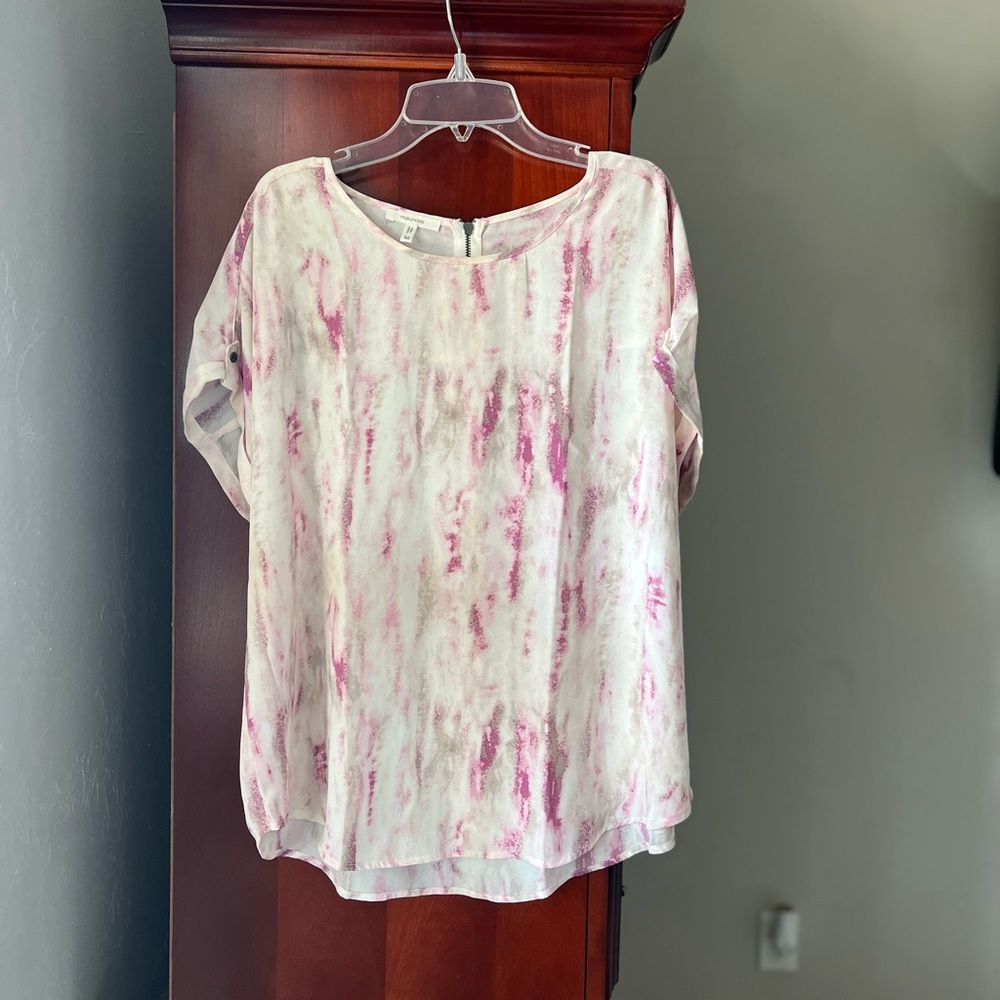 Color splash pink/cream blouse